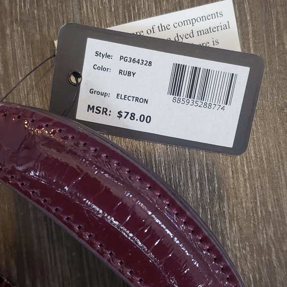 NWT! Guess Handbag - Picture 2 of 4